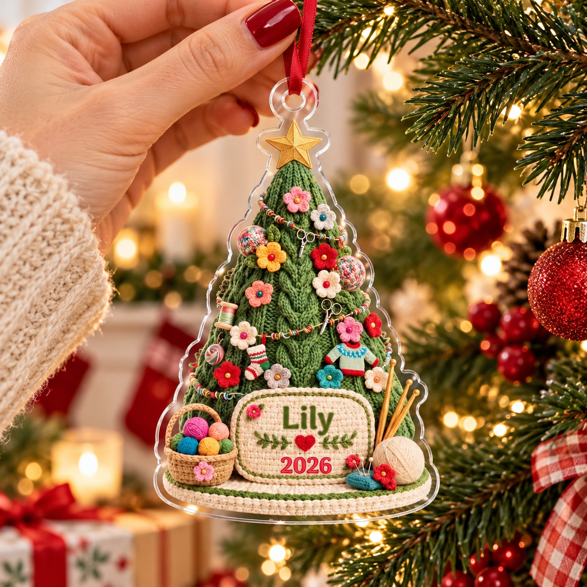 Custom Name Crochet Tree Decor, Gift for Yarn Lovers & Mom - Personalized Crochet Christmas Tree Ornament