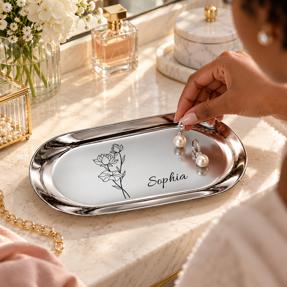Personalized Birth Flower Jewelry Dish, Custom Engraved Name Ring Holder Tray, Elegant Birthday and Anniversary Gift for Women