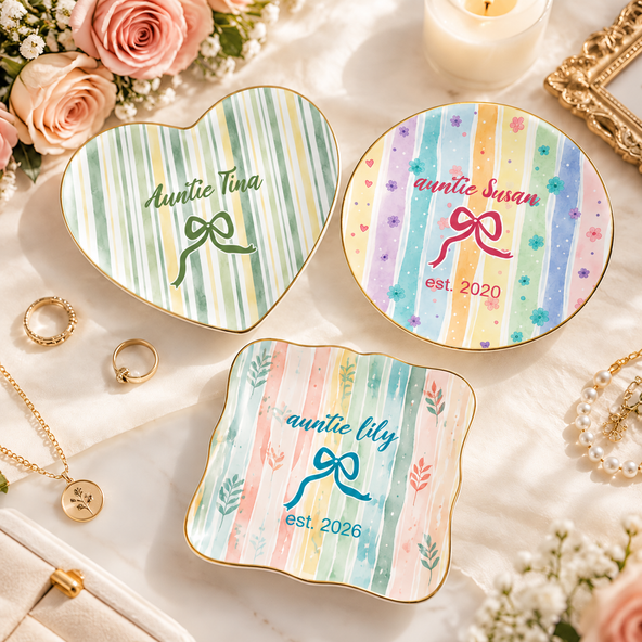 Personalized Ring Dish, Custom Name Ceramic Jewelry Tray, Pregnancy Announcement Gift for Auntie, New Aunt Gift